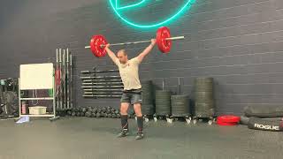 Snatch pull + hang snatch pull above knee + snatch + hang snatch above knee + overhead squat demonstration