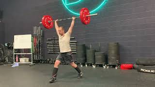 Overhead split squat demonstration